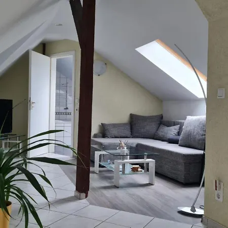 Lägenhet Blumenberg Dg Karlstrasse Stassfurt